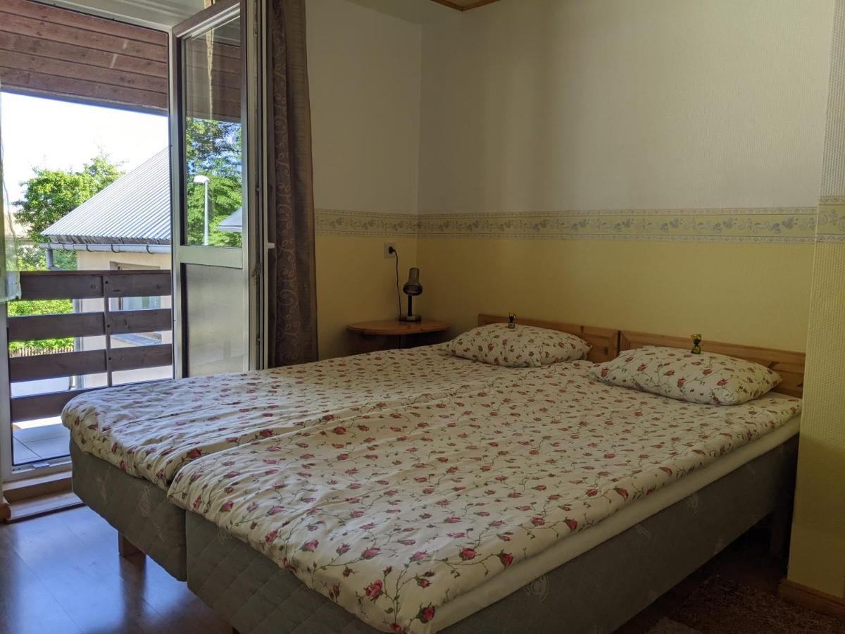 Paerna Guesthouse & Apartments Κουρεσάαρε Εξωτερικό φωτογραφία