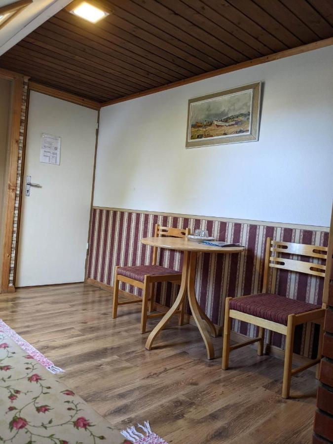 Paerna Guesthouse & Apartments Κουρεσάαρε Εξωτερικό φωτογραφία