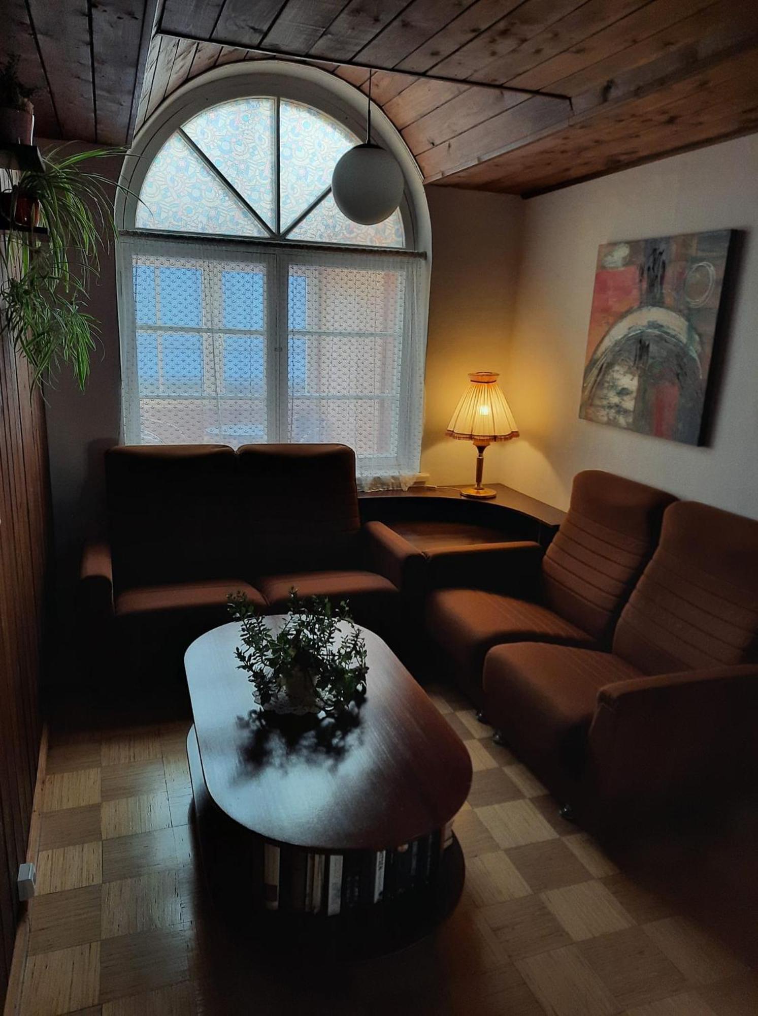 Paerna Guesthouse & Apartments Κουρεσάαρε Εξωτερικό φωτογραφία