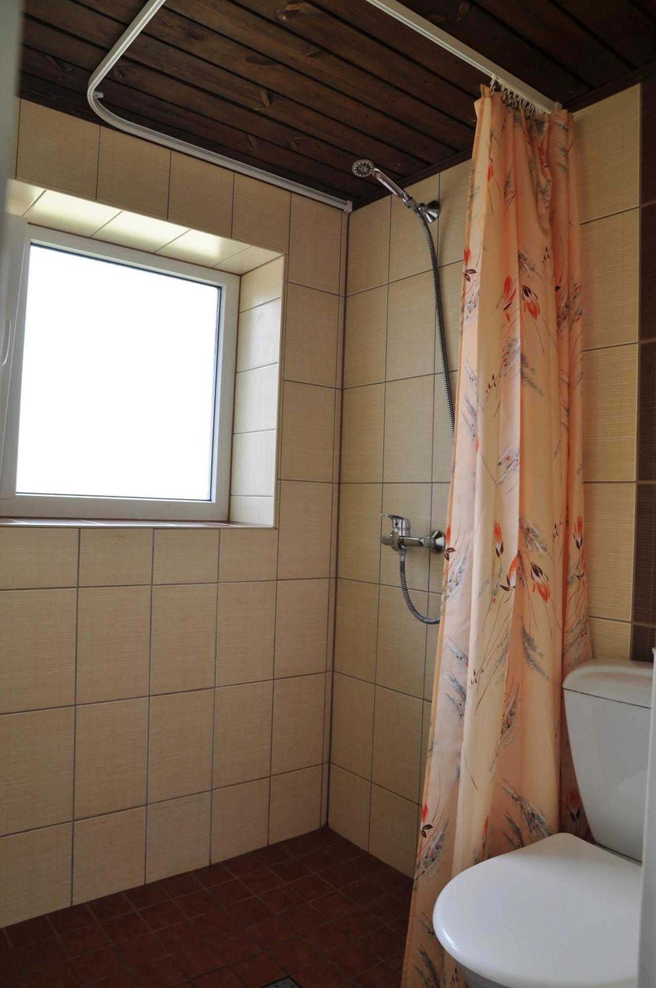 Paerna Guesthouse & Apartments Κουρεσάαρε Δωμάτιο φωτογραφία
