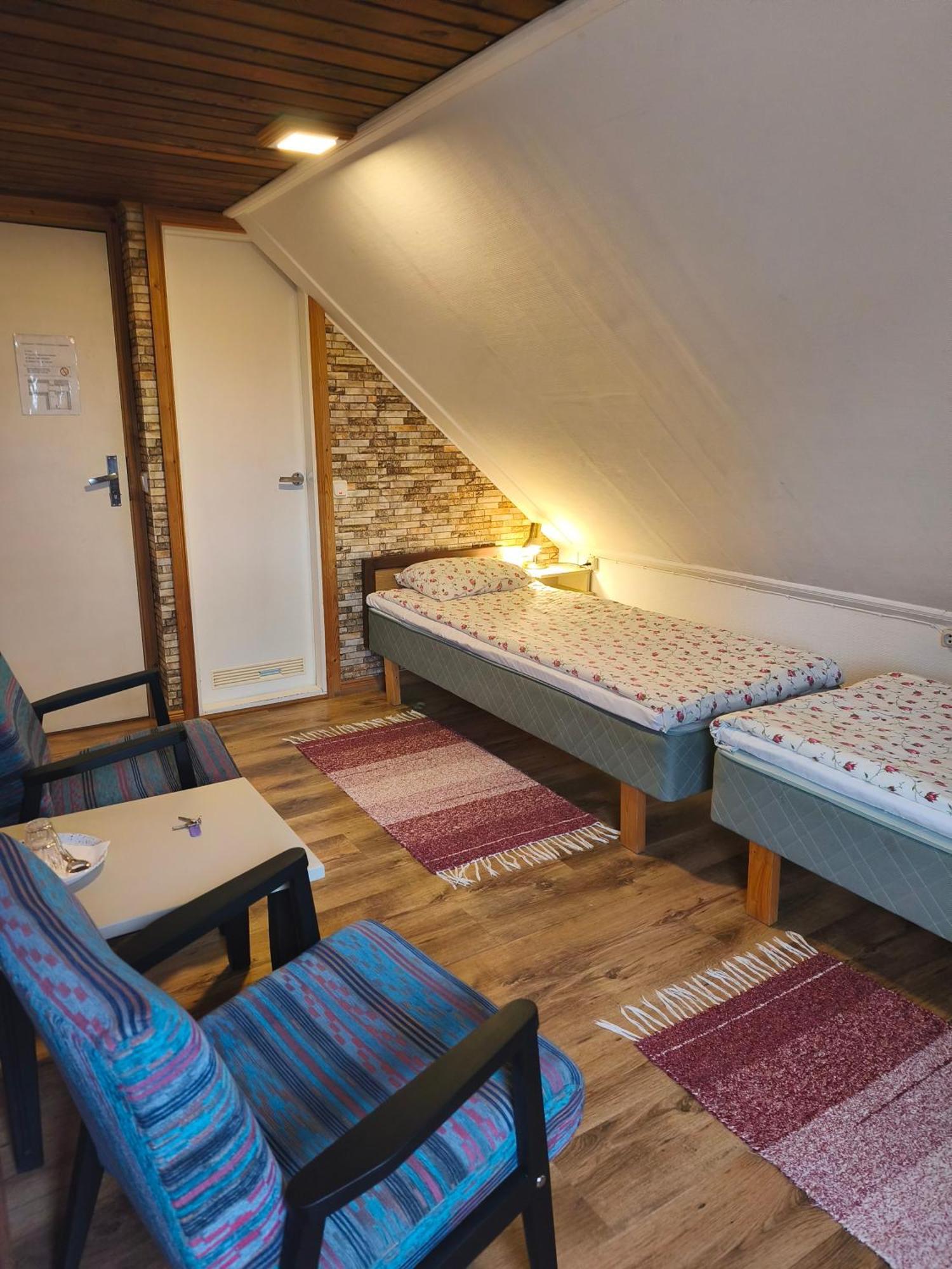 Paerna Guesthouse & Apartments Κουρεσάαρε Εξωτερικό φωτογραφία