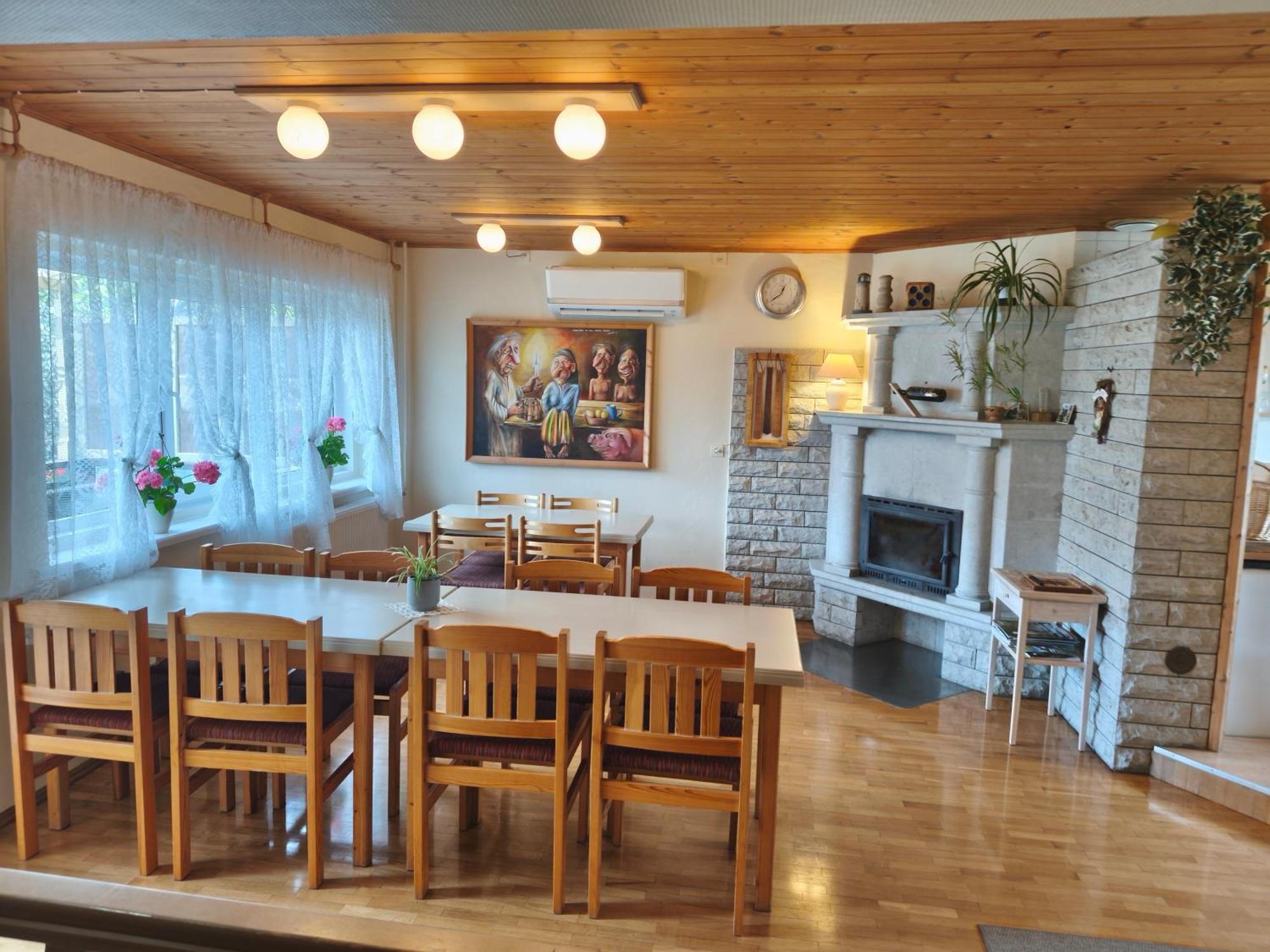 Paerna Guesthouse & Apartments Κουρεσάαρε Εξωτερικό φωτογραφία