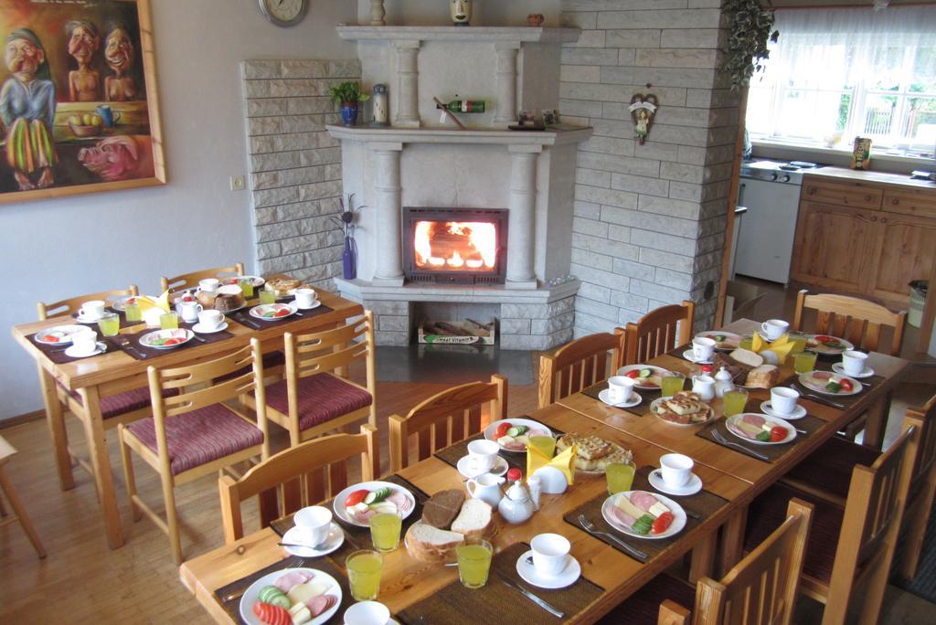 Paerna Guesthouse & Apartments Κουρεσάαρε Εξωτερικό φωτογραφία