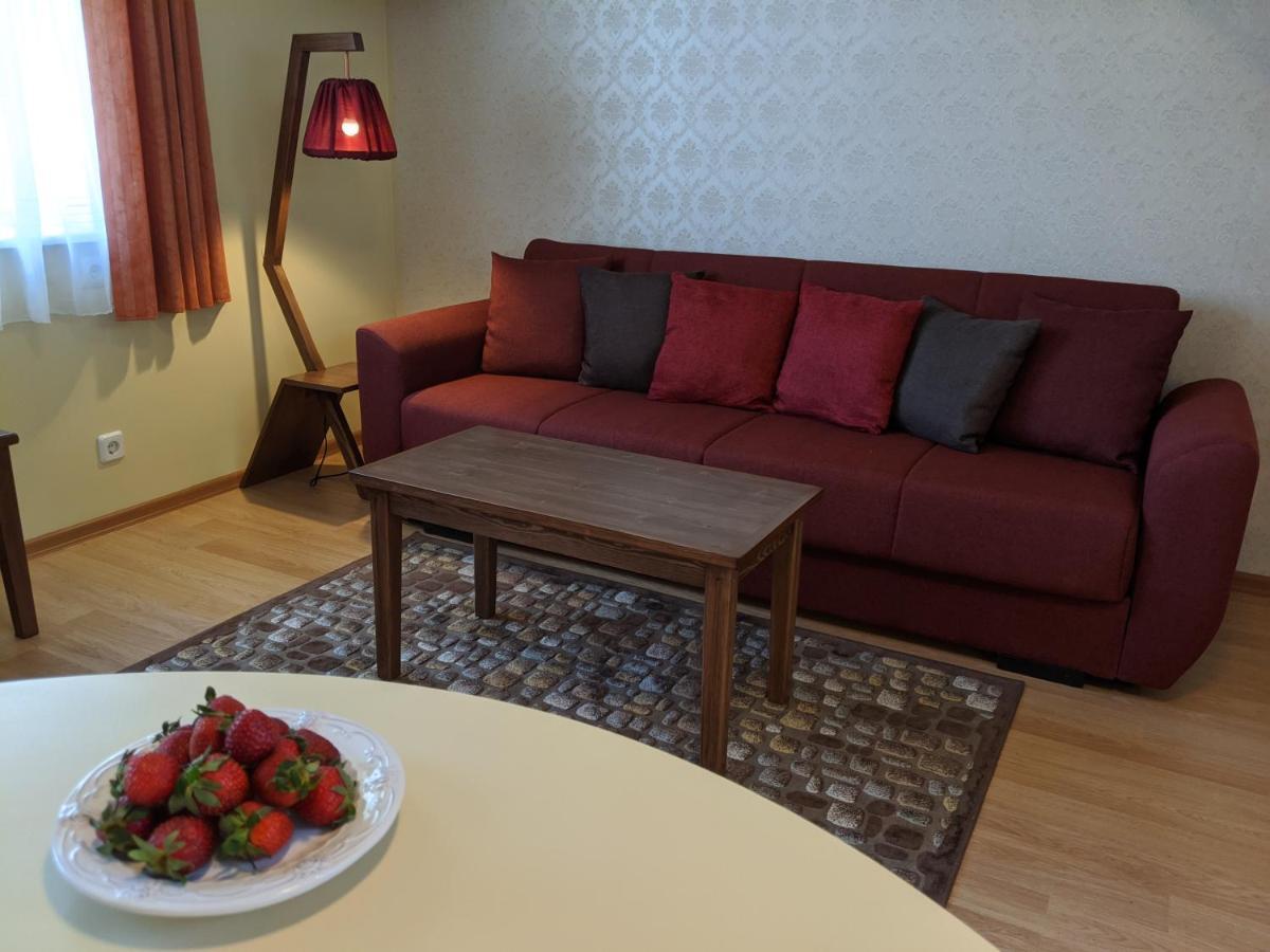 Paerna Guesthouse & Apartments Κουρεσάαρε Εξωτερικό φωτογραφία